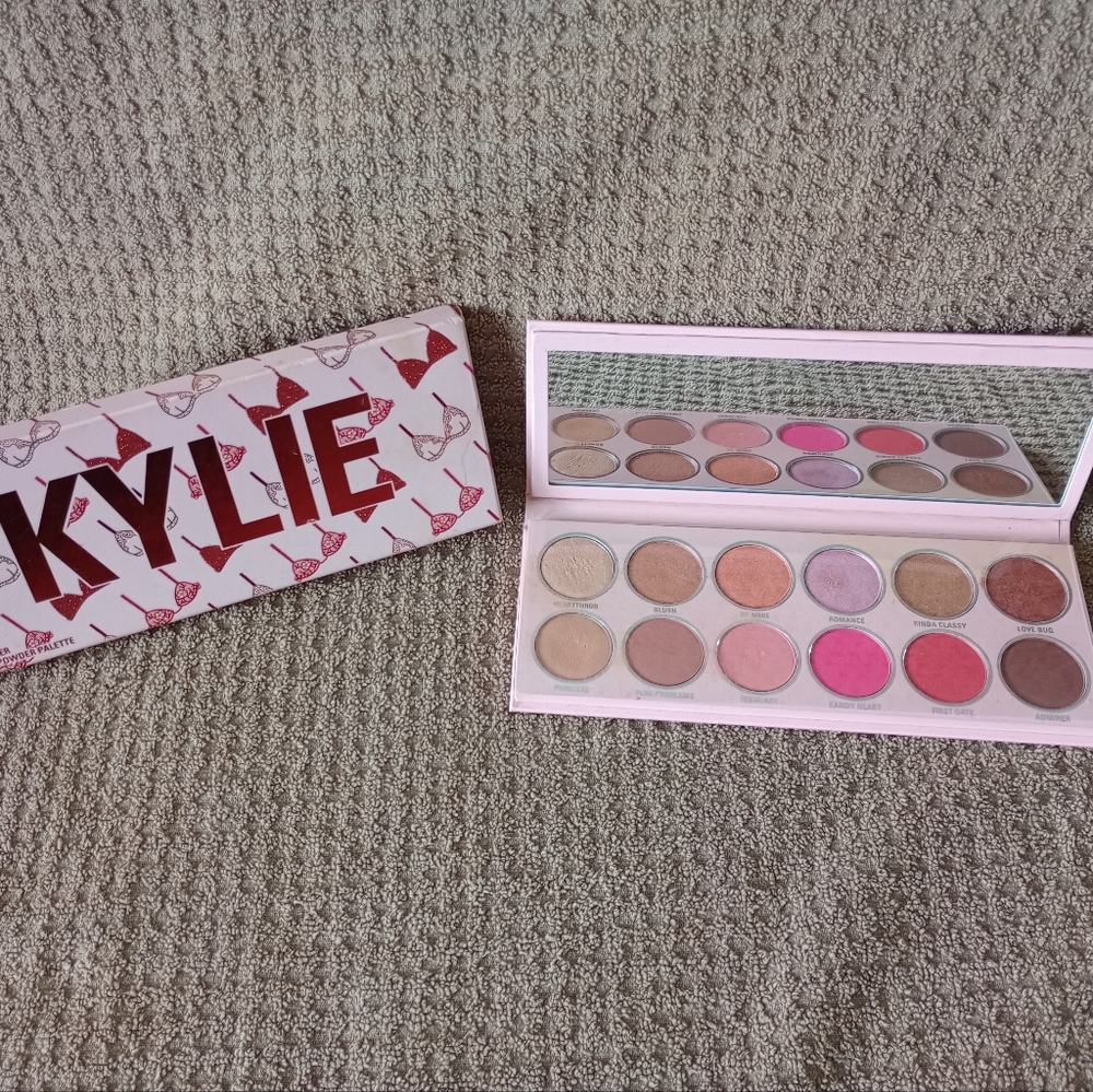 Kylie Cosmetics Pressed Powder Palette